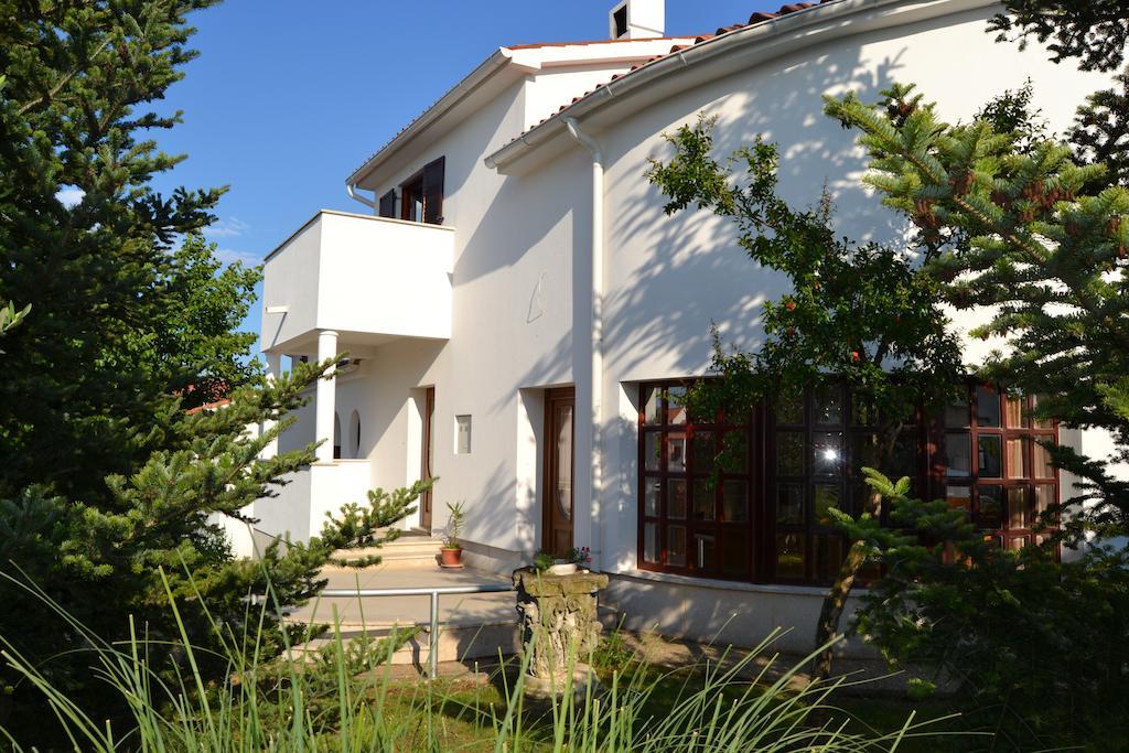 Apartments Cavae Romanae Медулин Екстериор снимка