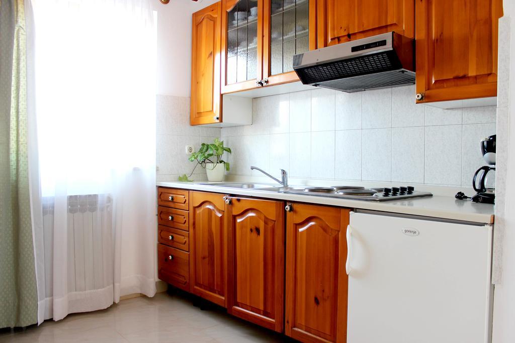 Apartments Cavae Romanae Медулин Екстериор снимка